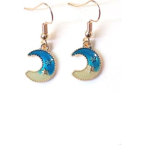 Cute Girls Tiny Enamel Moon Star Dangle Earring For Women Gold Color Moon Charms Drop Earing Female Brincos Jewelry Party Gift