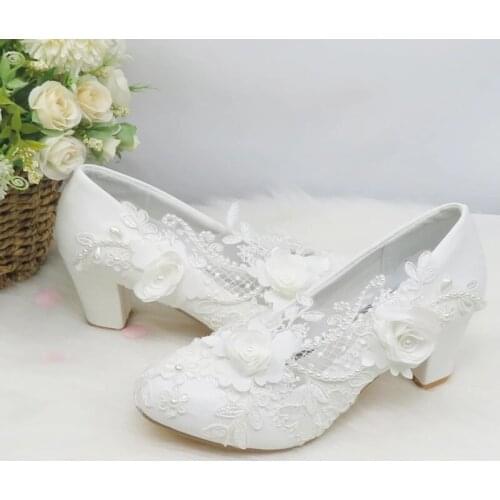 White Flower Wedding Shoes For Women Bride 2021 New Party Dress Shoes Ladies Round Toe High Heel Pumps Thin Heels Princess shoes