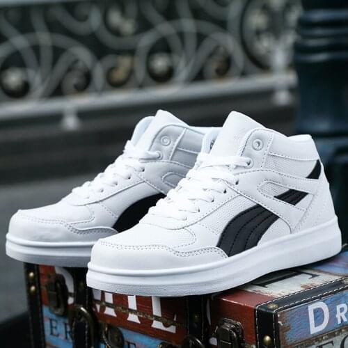 Men Casual Shoes High Quality Canvas Shoes Men Fashion Sneakers Breathable Fitness Shoes Men Lace-up Trend Damping Jogging Shoes
