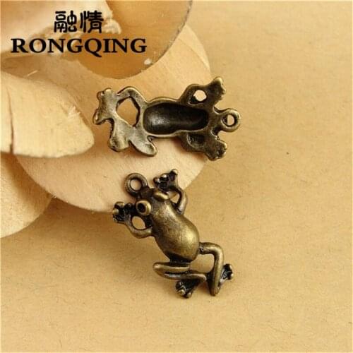 RONGQING 50pcs/lot 18*10MM Antique Bronze Frog Charms Frog Animal Pendant for Jewelry Hand Made