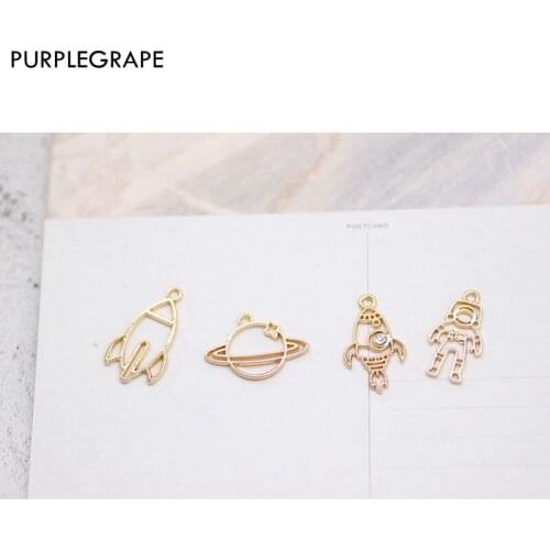 Toave Necklaces