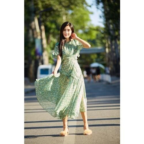 2021 New phantom summer green long with irregular pleats, elegant and breathable slim dress