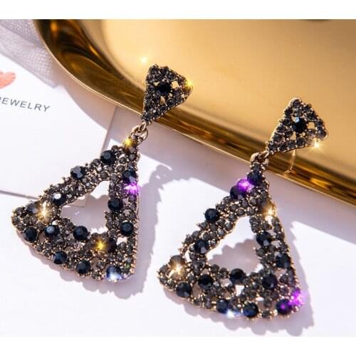 Luxury Shining Crystal Earrings Black Color Vintage Triangle Rhinestone Earrings For Women Wedding Party Jewelry Dropshipping