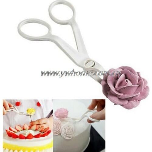 Free Shipping 1 pc Angled Delicate Flower Lifter Icing Sugarcraft Fondant Cake Decorating Tool Move Scissor Clip Cream Transfer