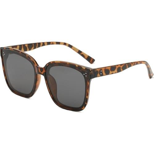 Ins New Fashion Square Sunglasses Mirror Oculos Sun Glasses Gafas De Sol fashion Shades Men and Women sunglasses 8913