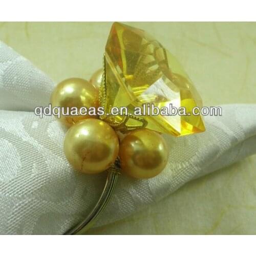 Crystal pearl napkin ring, beaded wedding napkin holder