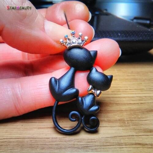 Fashion New Brand Brooches Cute Cat Brooches Charm Rhinestone Luxury Brooch Pin Button for Women Friendship Gift