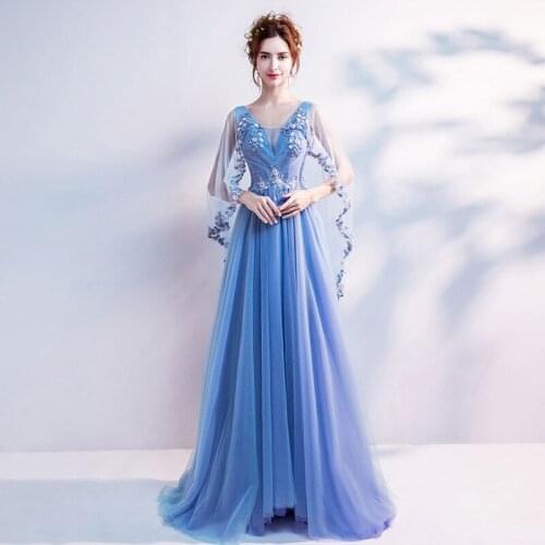 Evening dress, formal evening dress, shoulders, V-neck, self-shawl, decals, small flowers