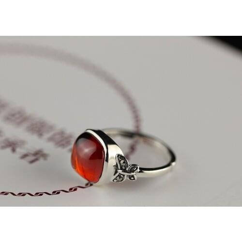2018 New Silver Rings for women retro thai silver ring Vintage Fashion Red gemstone round Rings 925 sterling silver jewelry