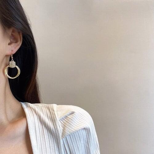 2021 summer new trendy womens geometric golden circle ear hooks, high-quality diamond-studded exaggerated fashion earrings