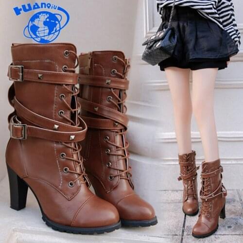 HUANQIU 2019 fashion ladies boots spring zipper rivet thick middle boots high heel boots large size 43 women shoes ZLL675