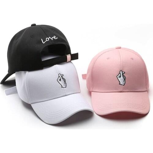 New Baseball Cap Finger Heart Embroidered Outdoor Sun Hat Wild Womens Hat Creative Student Caps Trendy Men