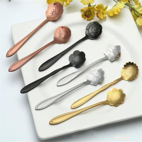 8Pcs/Set Flowers Design Gold Spoon Long Handle Dessert Tea Coffee Mixing Spoon Stainless Steel Vintage Teaspoons Drink Tableware
