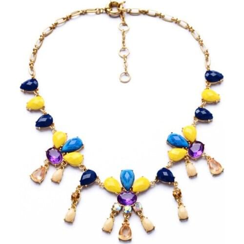 Bulk Price Colorful Jewelry of the Most Popular Women Resin Plant Shiny Gold Color Choker Necklace