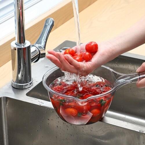 Plastic Water Spoon Thickened Anti-skid Long Handle Household Water Scoop high quality for bathroom garden Kitchen Tools