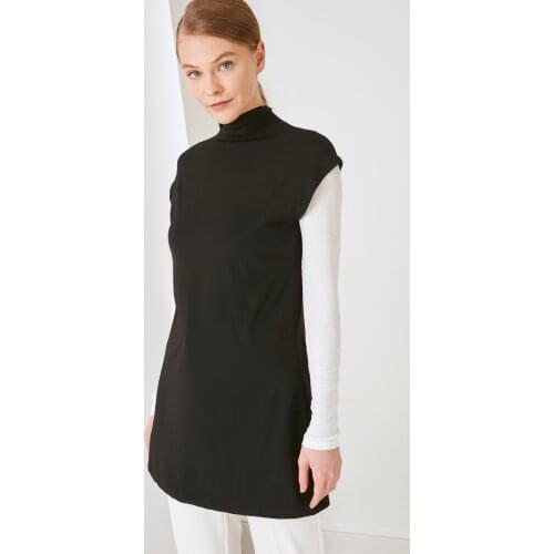 Trendyol Upright Collar Outdoors Viscose Slim Knit Tunic TCTSS21TN0249