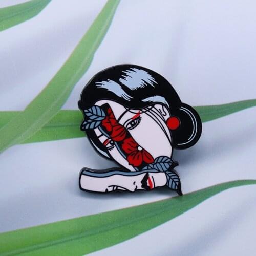 Abstract Dislocation Split Face Enamel Pin Female Figure Statue Badge Lapel Pin Gift For Girl Friend Jewelry