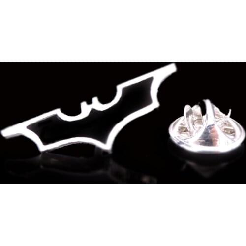 Summer new high quality brass hand colored bat Brooch mens Lapel Pin fashion style hat scarf backpack badge womens jewelry