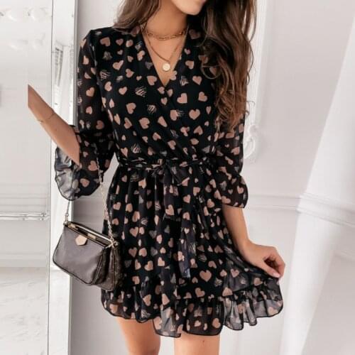 Retro Women Summer Autumn Boho Dress Casual Half Sleeves Heart Printed Pattern V-neck Ruffle Hem Dress Black/ White
