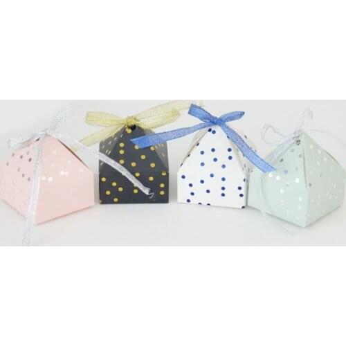 50pcs Pyramid Candy Box DIY Chocolate Favor And Gift Boxes With Ribbon Baby Shower For Birthday Baptism Party Wedding Decoration