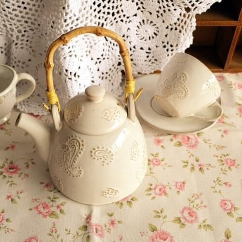 Original single French country style coffee pot relief teapot kettle Water Kettles Pure color clean