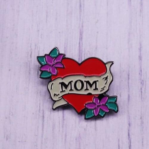 Mom Red Heart Rose Lapel Pin Heart Leaf Flowers Badge Mothers Day Gift Brooch