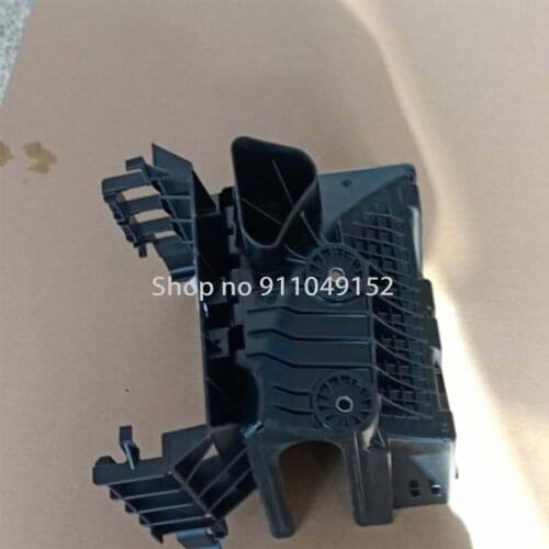 CAR Cen tra lEl ect ric alD evi ceB rac ket Vol ksw age n Pa ssa tBe etl eNo voF usc aJe tta Ven toS agi tar Eng ine Com par tme