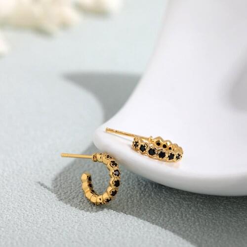Minimalist Black Rhinestone Thin Circle Stud Earrings For Women Korean Gold Metal CZ Statement Earrings Vintage Jewelry