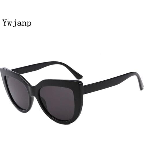Ywjanp Fashion Cats eye Sunglasses Women Brand designer Metal hinge Sun Glasses For Female Sports Goggle Black frame glasses