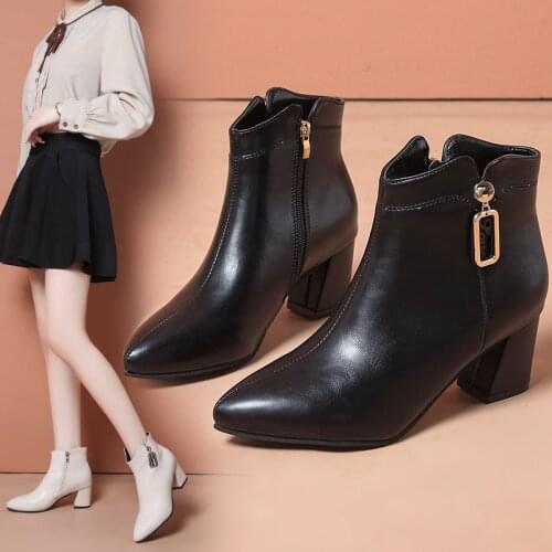 WDHKUN Chelsea Boots Womens Ankle Boots British Style Girls Naked Boot Round Toe Winter Shoes Woman Flat Boot Black