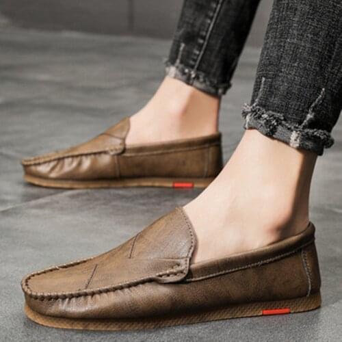 2021 summer new one-pedal set foot large size peas shoes casual fashion British lightweight mens shoes Sports fitness business