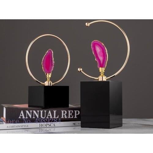 Creative Metal Pink Agate Handicraft Ornaments Golden Ring Geometric Abstraction Crystal Base Modern Home Decoration Accessories