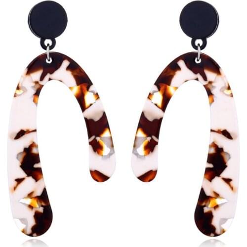 New Hot Acrylic Bending Stud Earrings For Women Fashion Jewelry Personality Accessories Exaggeration Statement Earrings AE468