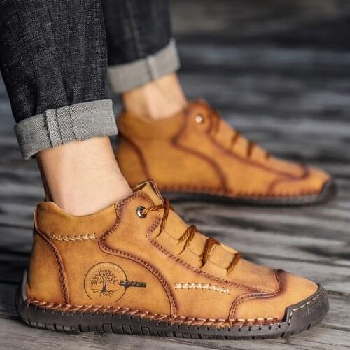 Comfortable Casual Leather Shoes Men Sneakers Leather Loafers Men Shoe Winter Breathable Flats Shoe Hot Sale Moccasins