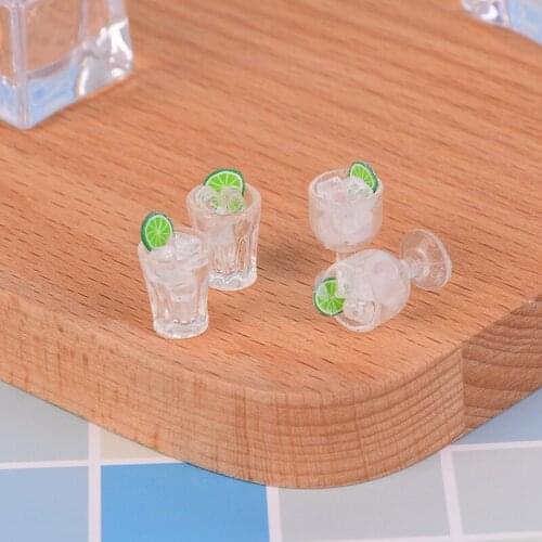 2Pcs Model Miniature Food Mini Glass Cup + Ice Cube Simulation Goblet Cup Model Toy Doll House Decor Kitchen Toy