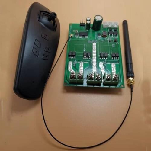 2.4G 6CH Gyro Remote Controller 12V Double Motor Differential Transmitter Receiver Board for RC Tug Bait Boats Controlling 600M