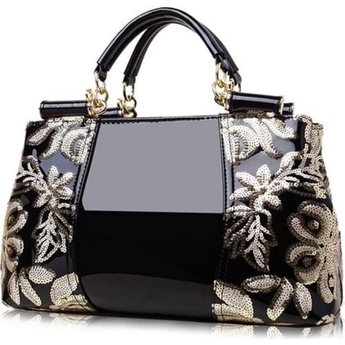 YKFMYFOURL Women's Black Bags