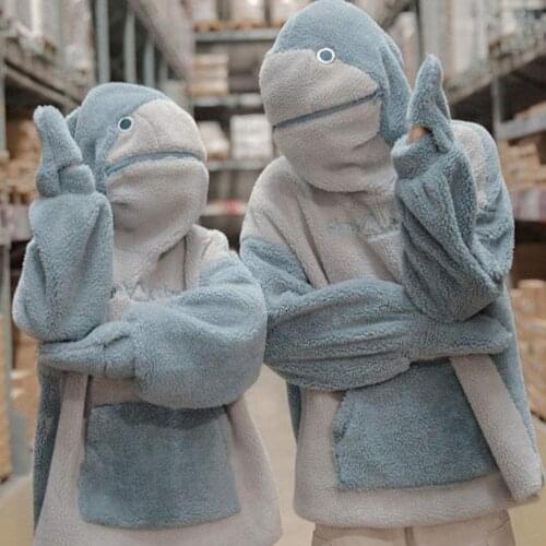 *Hooded Sweatshirt Ladies Hooded Shark Plush Sweatshirt Furry Inner Fleece Loose Pullover Tops Couple Wear Home Wear sudaderas