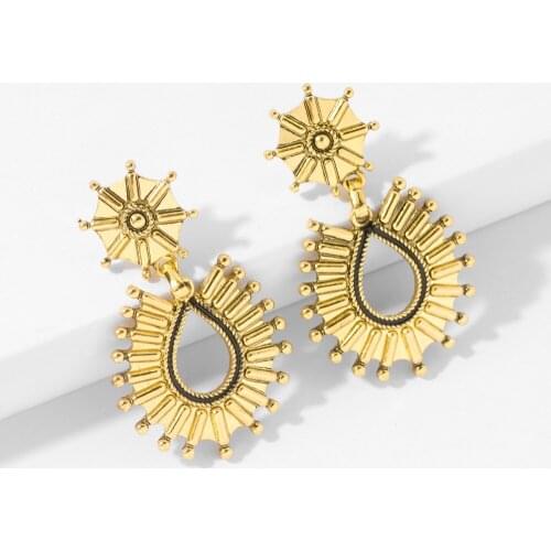 European And American New Jewelry Fan-Shaped Hollow Pendant Earrings Retro Exaggerated Modern Girl Eardrop