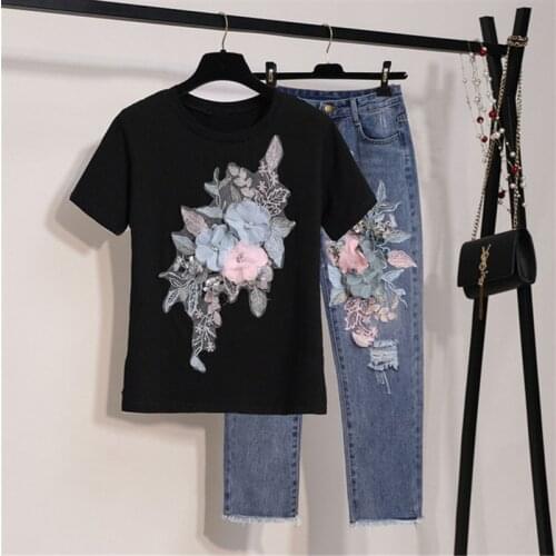 Casual 2 Piece Set Women 2021 Summer Embroidered Flower Short Sleeve t Shirt Hole Nine Points Denim Pants Two Piece Set