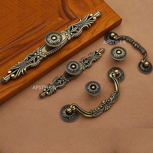 Closet Door Hardware European Fashion Bronze Cupboard Drawer Handle Square Zinc Alloy Cabinet Kitchen Pull Jewelry box Knob