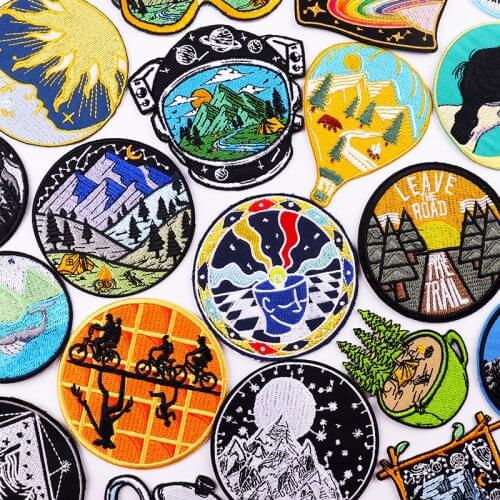Nature Travel Patch Iron On Patches On Clothes Outdoor Adventure Applique Embroidered Patches For Clothing Stickers Round Badges