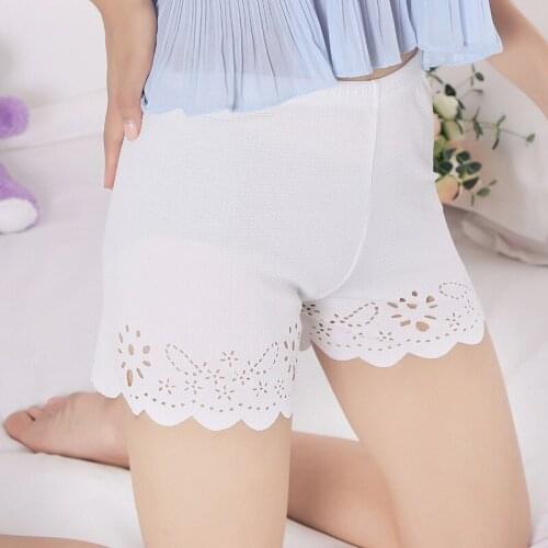 Yasemeen Trending Floral Hollow Out Safety Pants Breathable Safety Short Pants for Women S-XL Comfortable Panties Underwear