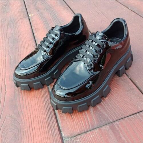 Platform Single Shoes Woman Black Lace Up Zapatos De Mujer Casual Patent Leather Ladies Shoes New Height Increasing Women Shoes