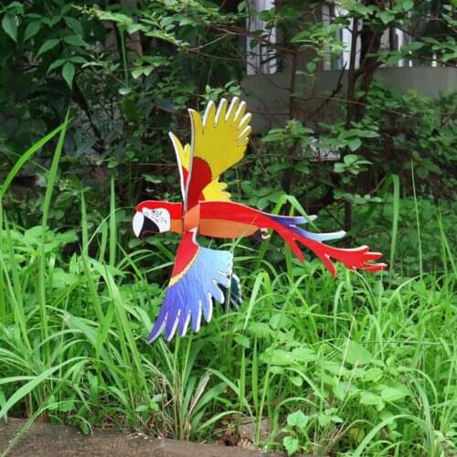Wooden Red Parrot Wind Spinner Ornament Outdoor Garden Lawn Decoration Windmill Decoration Sculpture 29.4x33.5cm