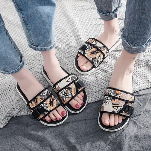 Women Summer Outdoor Beach Men Sandals Men Comfortable Sandals Mans Beach Slippers Non-Slip Soft Rubber Mens Water Shoes