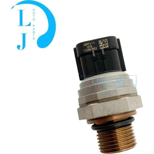 4703324 NEW high pressure sensor For Hitachi EX200-2/3,EX300-2/3 ZX200-5 excavator 48PP3-1 18mm