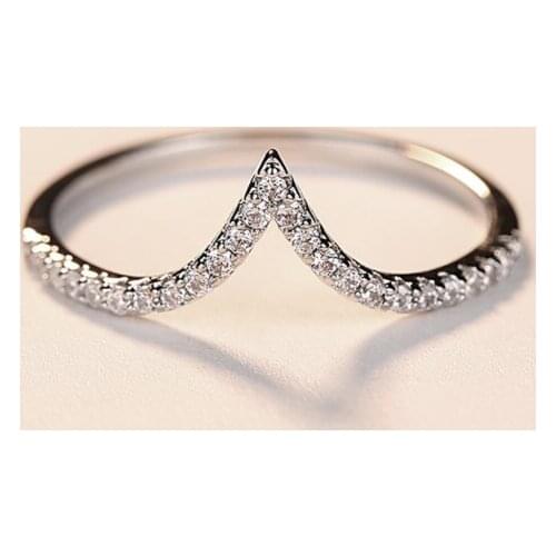 Simple New Tight Hoop Ladies Charm Fashion Ring Mini Zircon Fashion Creative Closed Metal Ring Colorful Ornaments Set Ornaments