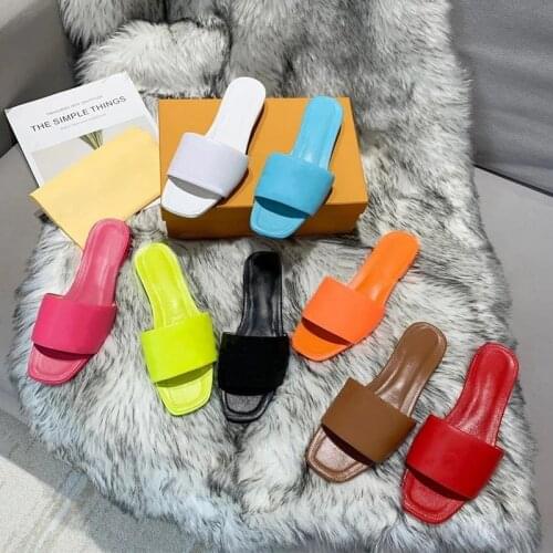 2021 new brand designer flat slippers leather summer beach slippers outdoor candy color comfortable sandals
