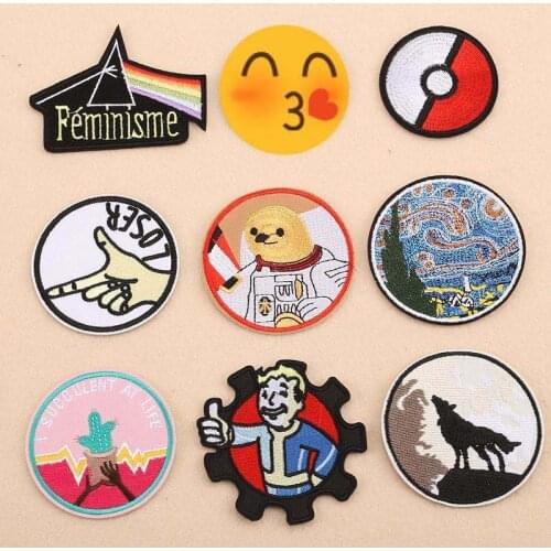 1pcs mix Circular Insignia Patches for Clothing Iron on Embroidered Sew Applique Cute Fabric Badge Garment Apparel Accessories
